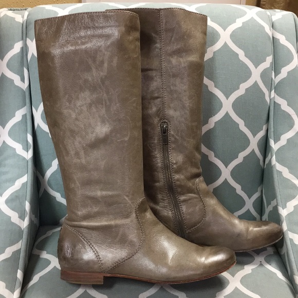 Frye Women's Gray Winter & Rain Boots - Picture 1 of 8